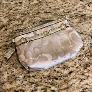 Coach Gallery Optic Signature Wristlet Light Khaki/Gold
